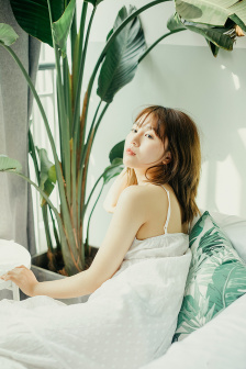 按摩店里的女大学生